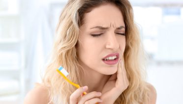why do my gums hurt when i brush my teeth, sore gums after brushing gums burn after brushing teeth toothbrush irritation