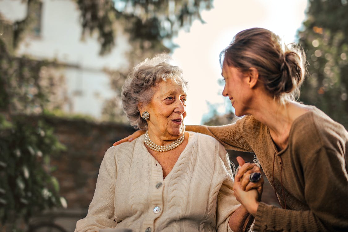 Tips for Managing Senior Care With a Challenging Remote Job